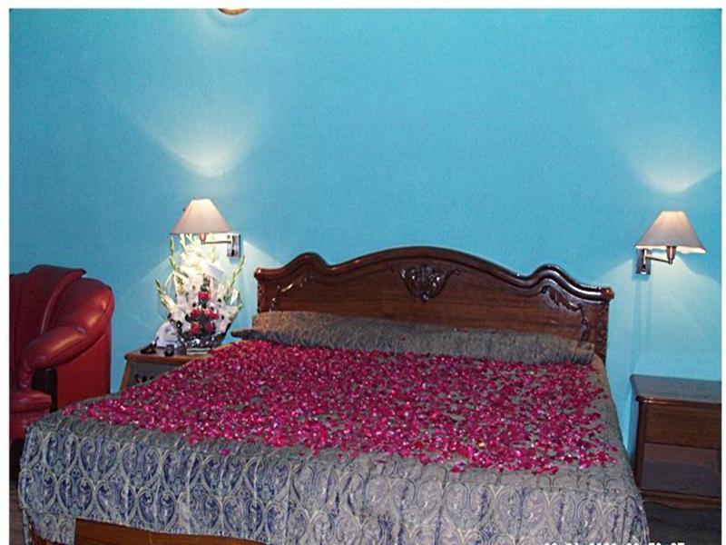Sarao 4*